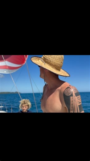 Light wind sails = a valiant attempt of moving as sustainably as possible around the 🌎 . Perhaps more to the point it can be a whole a lot of fun getting it right…. and reaping the reward of sliding along effortlessly on a flat sea ⛵️ . #filmnowmum 😂 . . . . . . . . . . . . . . | Sailing with six