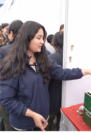 𝐁𝐈𝐓 𝟏𝐬𝐭 𝐒𝐞𝐦𝐞𝐬𝐭𝐞𝐫 𝐬𝐭𝐮𝐝𝐞𝐧𝐭𝐬 𝐬𝐡𝐨𝐰𝐜𝐚𝐬𝐢𝐧𝐠 𝐭𝐡𝐞𝐢𝐫 𝐩𝐫𝐚𝐜𝐭𝐢𝐜𝐚𝐥 𝐢𝐧𝐧𝐨𝐯𝐚𝐭𝐢𝐨𝐧 𝐚𝐭 𝐭𝐡𝐞 𝐓𝐞𝐱𝐚𝐬 𝐒𝐜𝐢𝐞𝐧𝐜𝐞 & 𝐈𝐓 𝐄𝐱𝐡𝐢𝐛𝐢𝐭𝐢𝐨𝐧 𝟐𝟎𝟖𝟐. The project demonstrates a strong foundation in applied technology, problem-solving, and smart system integration—reflecting our commitment to experiential learning and industry-relevant skills. Empowering students to turn ideas into impactful solutions. 🌐 www.texascollege.edu.np #TexasScienceITExhibit