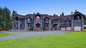 10K views · 113 reactions | A 22,000 square-foot castle between Seattle and Canada is a vacation rental going for about $1,400 per night. Graystone Castle is a massive, stone residence in Arlington, Washington, for family vacations, groups. https://trib.al/fwkZmaL | Tri-City Herald | Facebook
