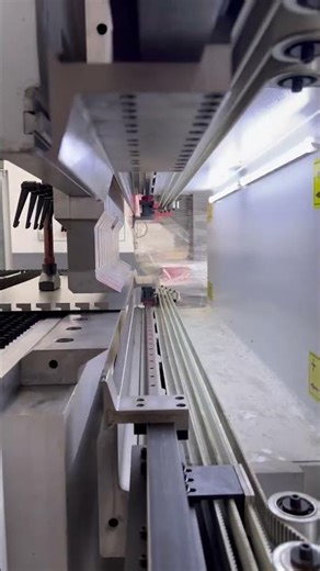 Simple bending process, your little helper on the road of sheet metal processing