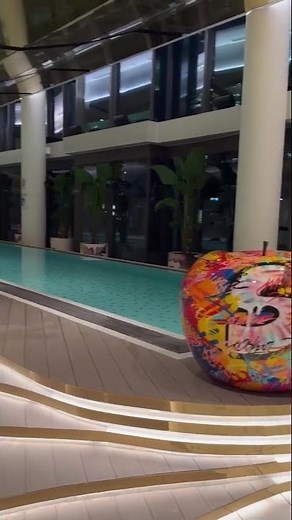 Inside the Pool at W Melbourne 🏊‍♂️🇦🇺 #luxurytravel #luxurytravel #hotelreview