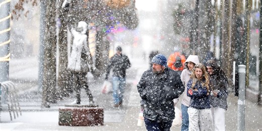 Bomb cyclone brings blizzards to Midwest before turning east
