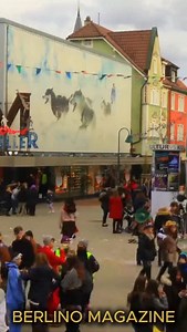 Berlino migliora, ma resta tra le città meno felici di Germania. L’ultimo indice nazionale la piazza al 14° posto su 16 stati federali: in testa c’è Amburgo, seguita da Schleswig-Holstein e Baviera. Dopo anni difficili, la soddisfazione generale dei tedeschi torna però ai livelli pre-pandemia: più equilibrio tra lavoro, famiglia e tempo libero, e un morale in crescita soprattutto tra i giovani. Nell’Est del Paese, dove la distanza con l’Ovest si riduce, la fiducia torna a salire. Ma non per tutt
