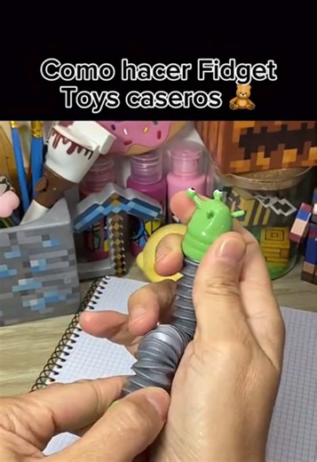 Tutoriales Fáciles para Gente Difícil 🤯 Como hacer Fidget Toys caseros #diy #humor #manualidades #tutorial