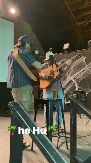 4 comments | The Hut Tucson #TraditionalBluegrass | George Key | Facebook