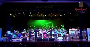Mukhtar Shah Singer | Tribute to Manojkumar ji | Ek pyar ka nagma hai | Hemantkumar musical Group | Laxmikant Pyarelal Nite..Mukesh... #mumbai#Mukhtarshahlive #explorepage #musician #fashion #Mukesh #livemusic #music #oldsongs #concert #love #reelschallengereelschallenge #reelschallenge #reelsviralfb #reekschallenge #reelsfypシ #reelsfacebook #reel #trendingpost #trendingreels #trendingvideo #stage #bollywood | Mukhtar Shah