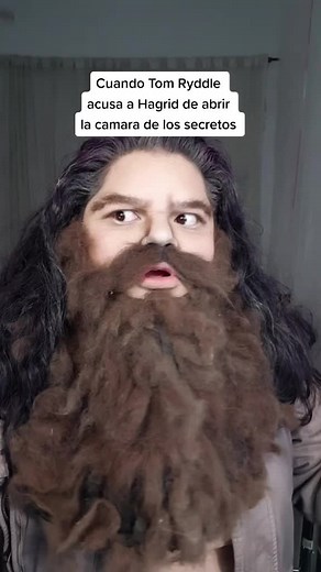 Transformación de Hagrid en Cosplay de Harry Potter