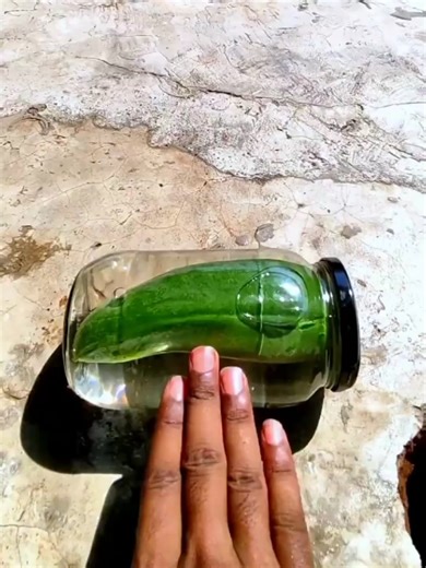 Oddly satisfying bottle smash ASMR Uk ‎USA France Germany ‎United States New York ‎#bottleasmr ‎#satisfyingvideo ‎#glasssmash ‎#Destructionasmr ‎#bottlebreaking ‎