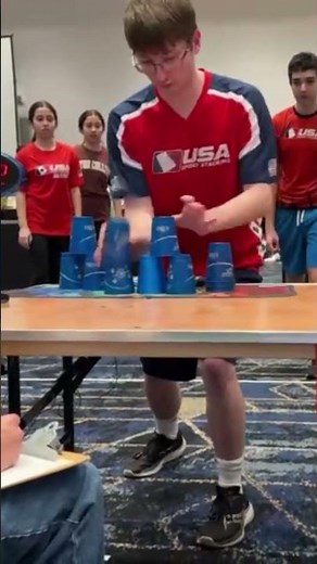 Cup stacking relay 🌟