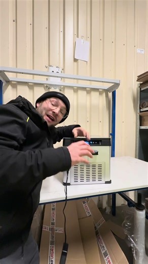 Cooler box or built-in cooler in the camper? Which will be better?