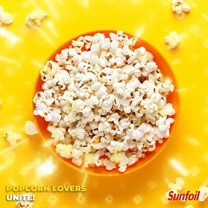 Make the perfect batch of popcorn with this simple Sunfoil tip: It’s easy to burn oil at temperature higher than medium heat, and if you catch even a whiff of smoke coming from your pot, your popcorn is going to taste burnt. Keep the heat at a medium for perfectly popped popcorn. 🍿 | Sunfoil