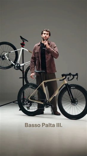 Basso Bikes Brasil on Instagram: "O que mudou. E o que nunca vai mudar. Neste aprofundamento técnico, Leonardo Basso detalha a nova Palta III: quatro evoluções-chave para elevar a performance e quatro elementos que continuam tornando a Palta inconfundível. Mais capaz. Mais refinada. Mais versátil. Ainda é Palta. #BassoBikes #PaltaIII #BassoPalta #BassoBikesBrasil #SpokesBikeShop"