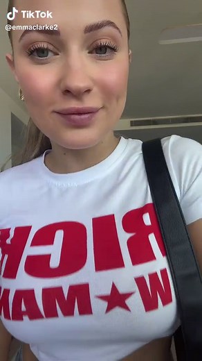 Emma Clarke (@emmaclarke2)’s videos with Originalton - toni