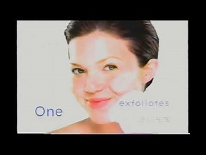 Neutrogena Deep Clean Cleansing Cloths - Mandy Moore [Commercial Ad from 2003]