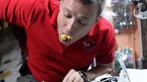 This is the proper way of eating pudding in space
