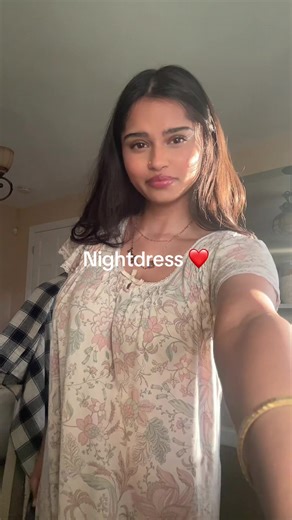 waiisui (@waiisui)’s video of night dress