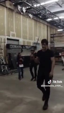 Matthew Daddario & Dominic Sherwood training — BTS from Shadowhunters scenes #shadowhunters #saveshadowhunters #foryou #fyp #bts
