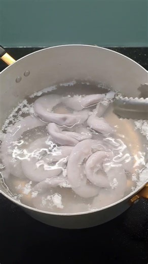 🥬 Lòng xào dưa – món “đưa cơm” khó cưỡng