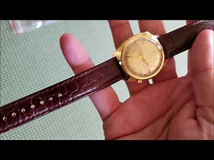 Clever Watch Design 1960' Bulova Accutron in 14K Gold
