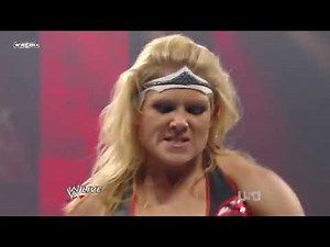 FULL MATCH - Mickie James (c) vs. Beth Phoenix - Divas Championship Match: Raw, Aug. 31, 2009