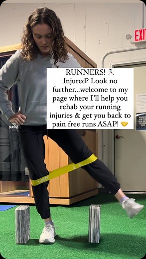 🏃🏻‍♀️ RUNNERS!! The most common running injuries are… 1. IT band syndrome (ITBS) 2. Shin splints 3. Plantar fasciitis 4. Achilles tendonitis 5. Stress fracture 6. Patella femoral pain syndrome (runners knee) 7. Ankle/foot pain 8. Back pain 🛑 Comment “me” if you’re battling one of these injuries and would like help! 🙌 🏷️ Tag a friend who runs and would benefit from this post! Looking for a run coach or want to start building targeted muscles for injury prevention/rehab? Work with me! 🤝 Foll