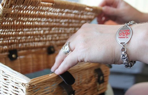 Should a Type 2 Diabetic Wear a Medical Alert Bracelet?