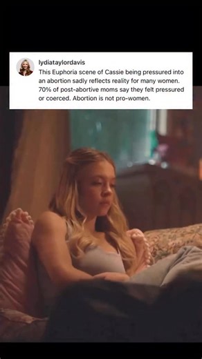 It’s surprising to see this scene in popular media, but this representation matters. Like and follow Evie for more content that celebrates femininity, truth, and beauty. 💕 | Evie Magazine