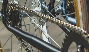 Ligne de chaîne vélo : mesure, réglage, ajustement, comment faire ?
