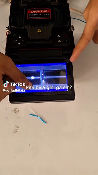 Menghubungkan Backlink dan Fiber Optic dengan Baik