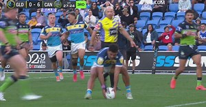 Kelly crosses thanks to Boyd