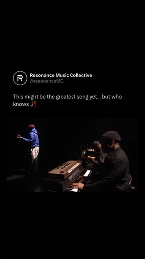 Resonance Music Collective on Instagram: "YOURE PURE, YOURE KIND, MATURE, DIVINNEEEE 🗣️✨ Music: Daniel Caesar- Who Knows (via @fallontonight @danielcaesar ) #danielcaesar #whoknows #sonofspergy #concert #rnb #rnbmusic #rnbsoul #live"