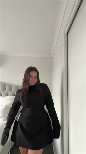 Odd Muse Split Sleeve Mini Dress for Winter Style