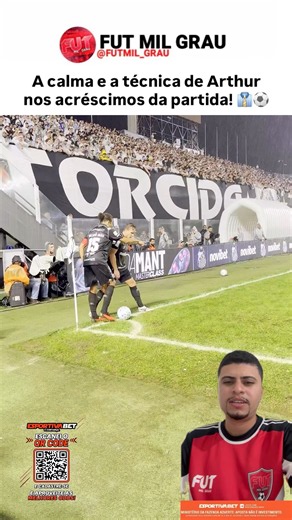 A calma e a técnica de Arthur nos acréscimos da partida! 👕⚽️