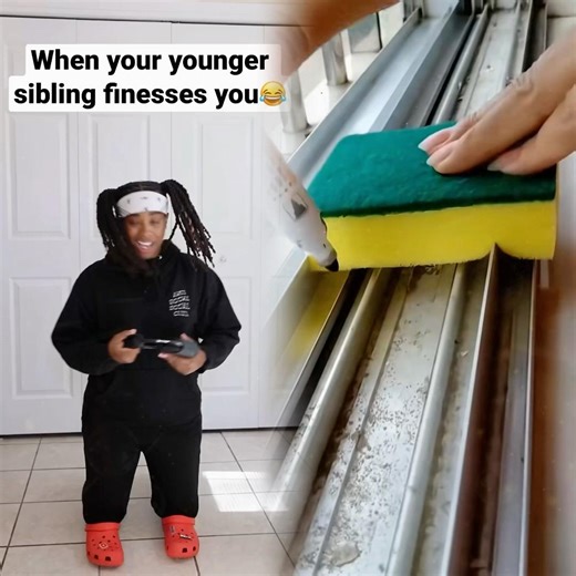 When ur younger sibling cons u 😂 (comment ur favorite month for a like) DankScole