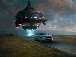 Citroën: Out-of-This-World • Ads of the World™ | Part of The Clio Network