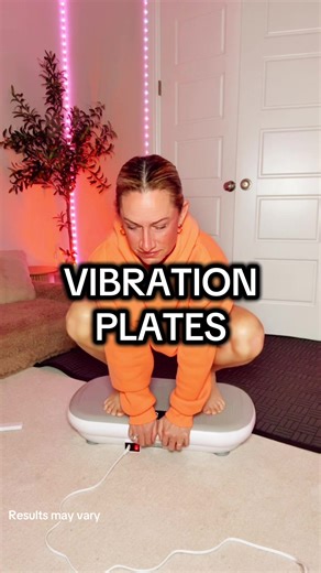 Your 10-minute workout at home with this powerful vibration plate exercise machine designed for full-body activation, circulation support, and muscle engagement. Perfect for busy women, moms over 40, and anyone who wants a low-impact workout that fits into real life. This at-home vibration platform uses high-frequency vibrations to help engage muscles, support mobility, and enhance everyday movement — whether you’re standing, squatting, stretching, or using resistance bands. ✨ Great for: • Home 