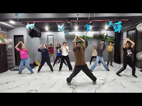 💃 3-Minute Bollywood Hip-Hop Tutorial | Viral Footwork + Hiphop Moves