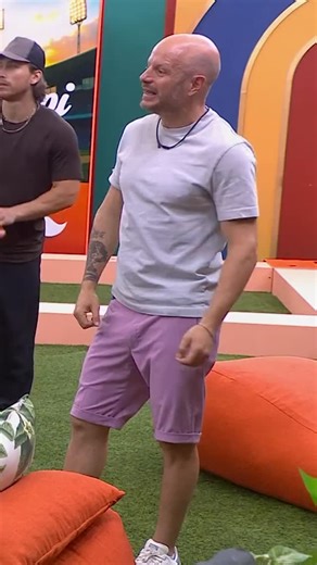 La Casa de los Famosos México | @el_abelito_oficial está muy orgulloso de sus raíces mexicanas y se lo demostró a todos. Si quieres ver el momento COMPLETO, suscríbete ya... | Instagram