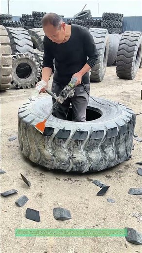 Comment la technique du "décapage" redonne une seconde vie aux géants de caoutchouc ?