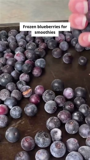 6 Delicious Ways To Save Blueberries!