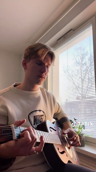 Big Black Car - Gregory Alan Isakov #bigblackcar #gregoryalanisakov #guitar #guitartok #fingerstyle #acousticcovers #acoustic #acousticguitar