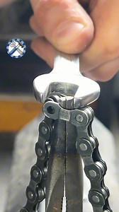 26K views · 39 reactions | Tricks to break a motorbike chain #tips #tricks | Hand Work | Facebook