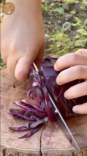 You’ll pickle red cabbage like THIS forever after watching 🤯