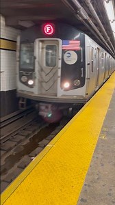 🚊 F Train in NYC
