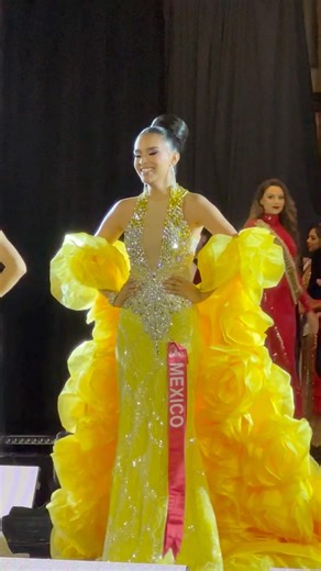 Miss Teenager Petite finally at Bali #teen #missuniverse #ff #fashion #pageant #beauty #modeling