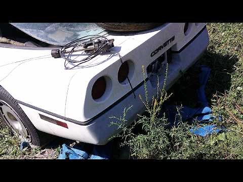 C4 Corvette electric antenna & cable removal. Disassembling the center console. C4 Corvette know how