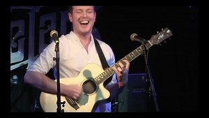 One of the maddest crowds ever! “Let’s Dance” (David Bowie) live in Whelan’s, Dublin City at the DUBLIN BOWIE FESTIVAL 2018 | Shane Hennessy