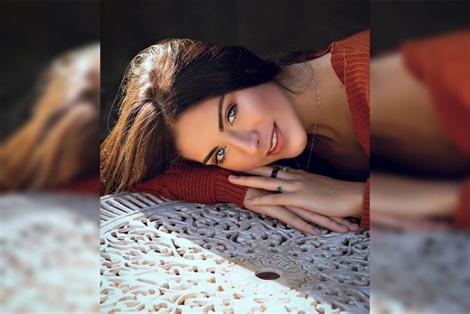 Veja fotos da época de modelo da freira bonita que viralizou