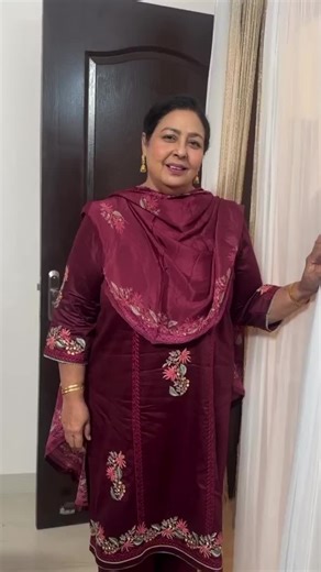 Exploring Anitadavgan's Bollywood Journey