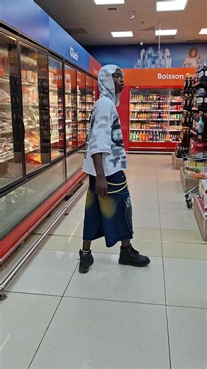 emma lil Wayne (@emma.lil.wayne)’s videos with original sound - Razie tee